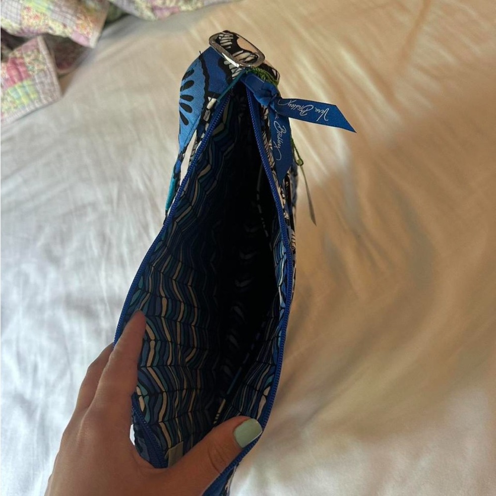 Vera Bradley Brand New Purse - Picture 5 of 6
